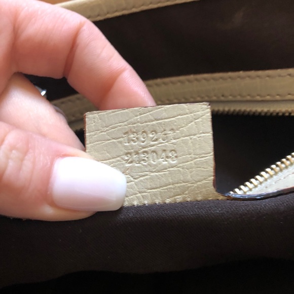 Gucci Cream GG Jolicoeur Medium Tote Bag - Picture 8 of 8